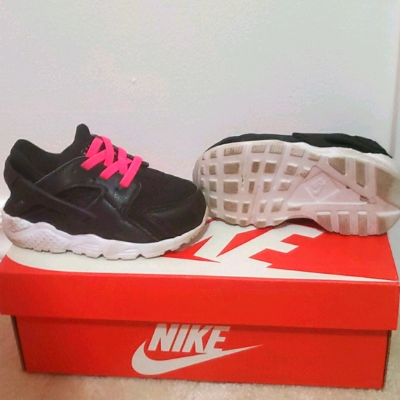 Nike huarache shoes - Picture 2 of 2